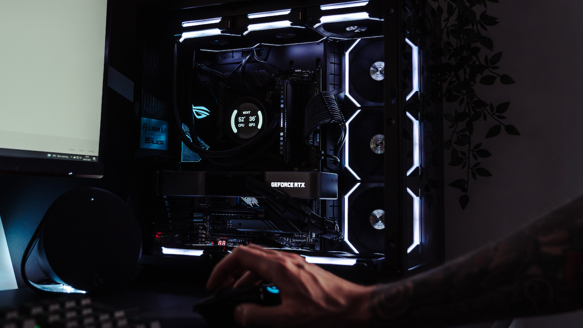 Featured image: The Rise of the Prebuilt PC: Top Choice for Work, Gaming, and Beyond - Read full post: The Rise of the Prebuilt PC: Top Choice for Work, Gaming, and Beyond